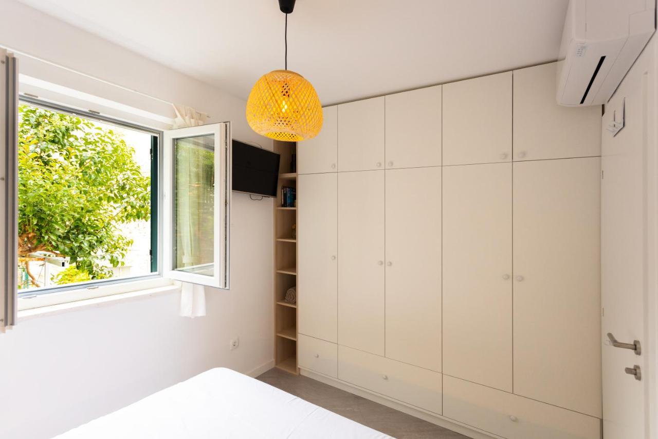 Jesliving Hvar - 2 Bedroom Elegant Apartment With Sea View In Historic Center Of 赫瓦尔 外观 照片