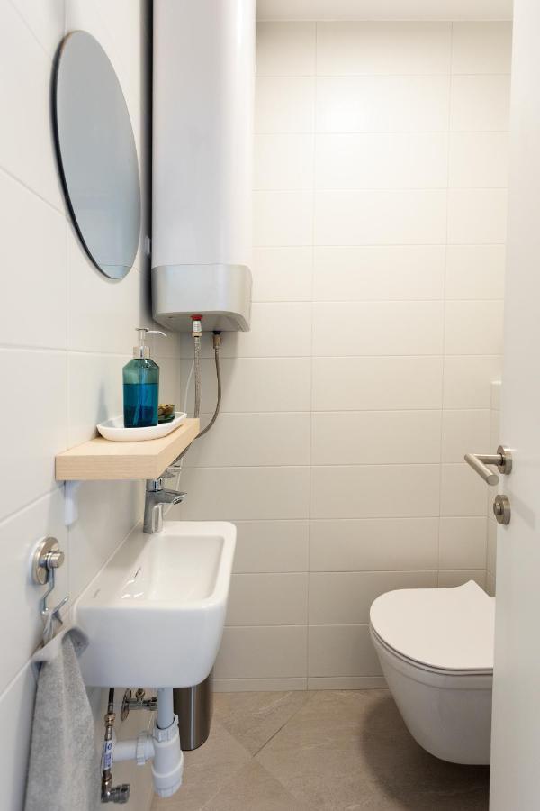 Jesliving Hvar - 2 Bedroom Elegant Apartment With Sea View In Historic Center Of 赫瓦尔 外观 照片